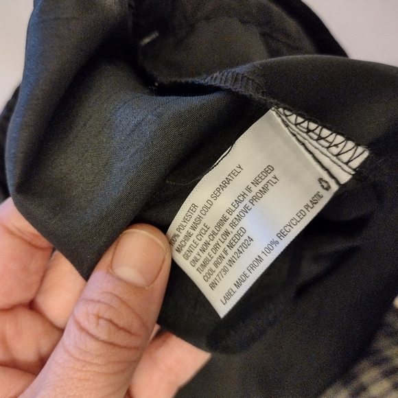 New Kika Vargas Women's Scalloped Edge Pocket Tapered Pants Black - Picture 10 of 11